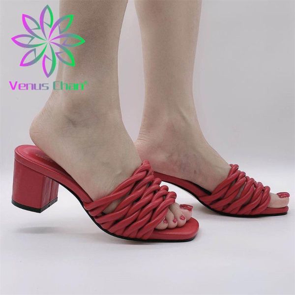 women wedding black decorated with rhinestone fashion italian slip on shoes for nigerian 2021 luxury slippers dress
women wedding black decorated with rhinestone fashion italian slip on shoes for nigerian 2021 luxury slippers dress