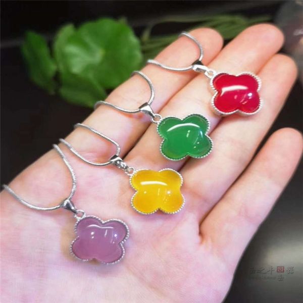 agate single flower necklace, four leaf pendant, red chalcedony multicolor tiktok, the same street, lucky grass pendant., Black
agate single flower necklace, four leaf pendant, red chalcedony multicolor tiktok, the same street, lucky grass pendant., Black