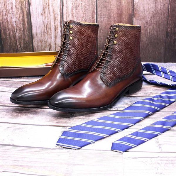 new martin boots men's leather high business trend hand carved large pointed cow, Black
new martin boots men's leather high business trend hand carved large pointed cow, Black