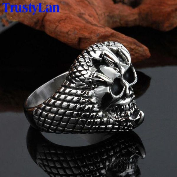 cluster rings trustylan stainless steel dragon claw skeleton boy ring cool punk rock mens anel masculino gothic men's skull jewelry, Golden;silver
cluster rings trustylan stainless steel dragon claw skeleton boy ring cool punk rock mens anel masculino gothic men's skull jewelry, Golden;silver