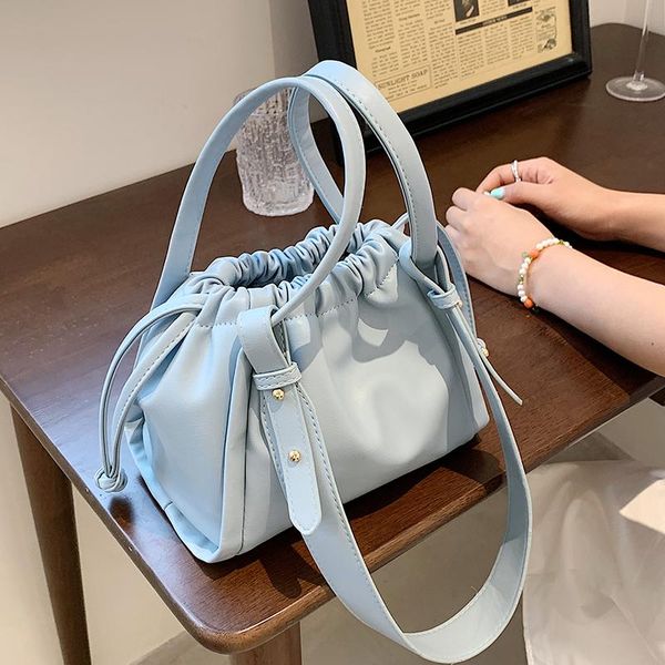 shoulder bags niche design bag women's large-capacity messenger bucket handbag high-end armpit fold width: 21cm
shoulder bags niche design bag women's large-capacity messenger bucket handbag high-end armpit fold width: 21cm