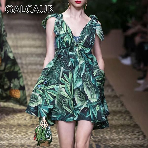 casual dresses galcaur korean print hit color women's dress v neck lace up tank sleeveless high waist ruffles mini female 2021 clothes, Black;gray
casual dresses galcaur korean print hit color women's dress v neck lace up tank sleeveless high waist ruffles mini female 2021 clothes, Black;gray