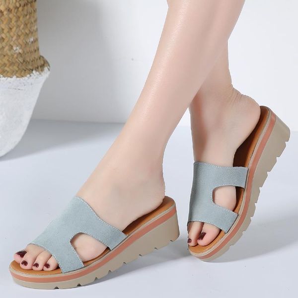 dress shoes 2021 summer slippers women flat platform sandals beach slip-on round toe leather suede slides flip flops size 34-40, Black
dress shoes 2021 summer slippers women flat platform sandals beach slip-on round toe leather suede slides flip flops size 34-40, Black