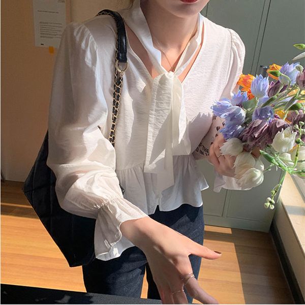 3 colors 2021 spring autumn flare long sleeve womens blouse korean style loose lace up v neck short shirt women (x1770, White
3 colors 2021 spring autumn flare long sleeve womens blouse korean style loose lace up v neck short shirt women (x1770, White