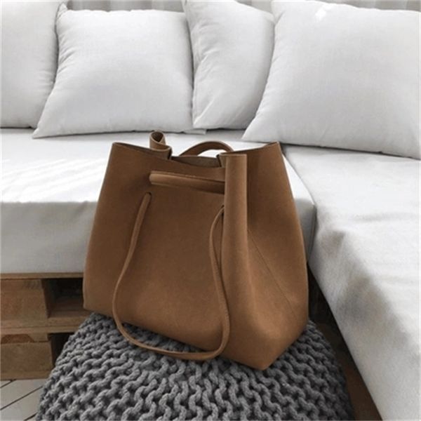 nubuck leather handbags fashion vintage scrub handbag messenger women's casual big handle bag bolsos 210302
nubuck leather handbags fashion vintage scrub handbag messenger women's casual big handle bag bolsos 210302