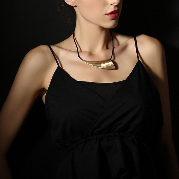 chokers amorcome classic geometric around the neck pendants chains necklace woman black leather cord unusual cloth jewelry, Golden;silver
chokers amorcome classic geometric around the neck pendants chains necklace woman black leather cord unusual cloth jewelry, Golden;silver
