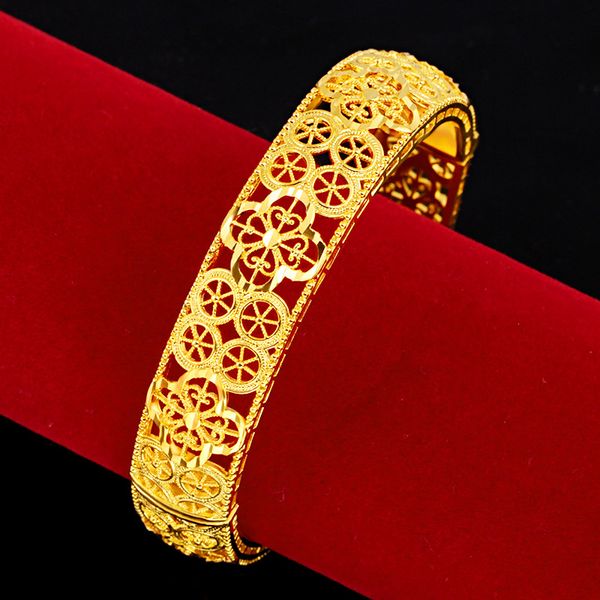 1pcs dubai bangle hollow filigree 18k yellow gold filled wedding women bridal bangle bracelet gift, Black
1pcs dubai bangle hollow filigree 18k yellow gold filled wedding women bridal bangle bracelet gift, Black