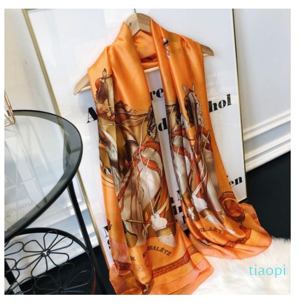 2021 famous designer design gift scarf 100% silk scarf size 180x90cm delivery buu4, Blue;gray
2021 famous designer design gift scarf 100% silk scarf size 180x90cm delivery buu4, Blue;gray