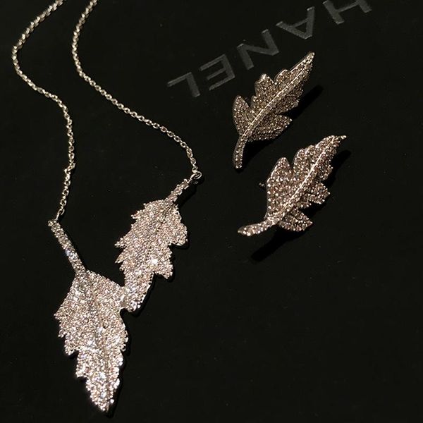 summer asymmetric leaf earrings design sense necklaces feathers tassels long chains, Silver
summer asymmetric leaf earrings design sense necklaces feathers tassels long chains, Silver