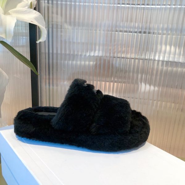luxury women's shoes fashion brand comfortable lazy designer winter platform slippers, Red;white
luxury women's shoes fashion brand comfortable lazy designer winter platform slippers, Red;white