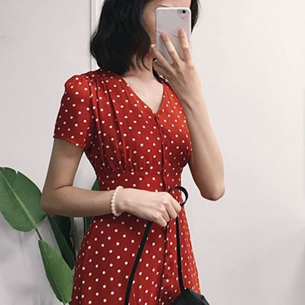 ins style v-neck cool wind red french chiffon polka dot dress women's summer skirt, Black;gray
ins style v-neck cool wind red french chiffon polka dot dress women's summer skirt, Black;gray