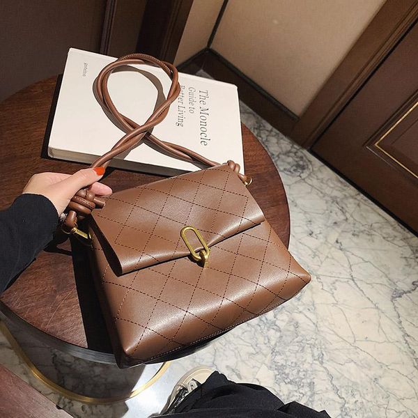 outdoor bags fashion crossbody for women running small square bag clutches casual shoulder messenger handbags evening
outdoor bags fashion crossbody for women running small square bag clutches casual shoulder messenger handbags evening