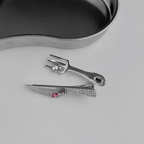 hair clips & barrettes punk metal crystal cutlery hairpin for women girl creative silver color clip fashion jewelry 2021 accessories gift, Golden;silver
hair clips & barrettes punk metal crystal cutlery hairpin for women girl creative silver color clip fashion jewelry 2021 accessories gift, Golden;silver