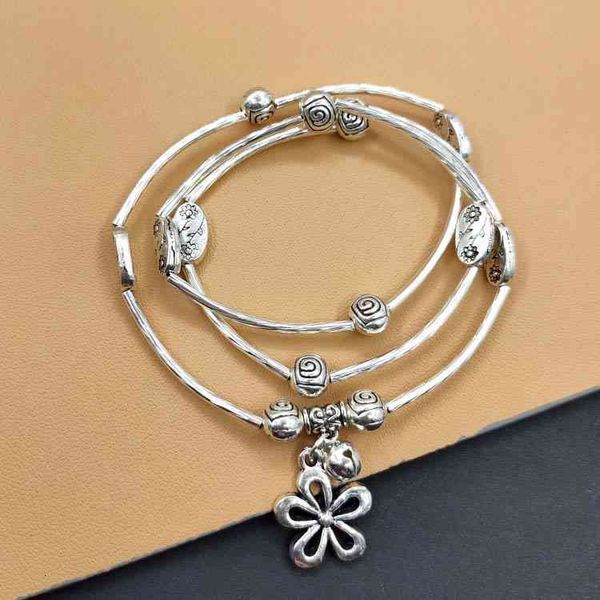 chinese-style products girlfriends bracelet three circle multi-layer small fresh national style simple imitation silver jewelry crown smilin
chinese-style products girlfriends bracelet three circle multi-layer small fresh national style simple imitation silver jewelry crown smilin
