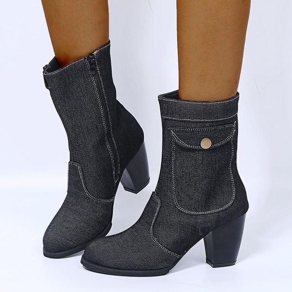 35-43 european station boots 41 trend denim high heels personalized thick heel short extra large women's shoes 42, Black
35-43 european station boots 41 trend denim high heels personalized thick heel short extra large women's shoes 42, Black