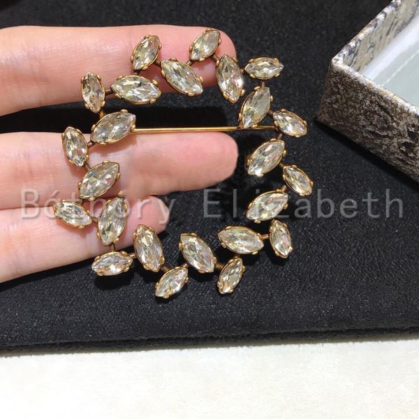 pins, brooches báthory · elizabeth brand fashion jewelry rhinestone round circle design costume pins quality, Gray
pins, brooches báthory · elizabeth brand fashion jewelry rhinestone round circle design costume pins quality, Gray
