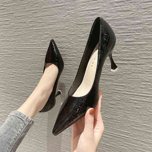 dress shoes high heels 76012 pointed high heel's thin heels 2022 summer patent leather profsional work shallow mouth simple single shoe, Black
dress shoes high heels 76012 pointed high heel's thin heels 2022 summer patent leather profsional work shallow mouth simple single shoe, Black