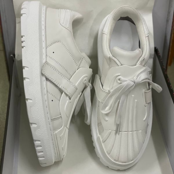 women id sneaker designer shoes white black calfskin platform trainers notched rubber sole casual shoe with box 277
women id sneaker designer shoes white black calfskin platform trainers notched rubber sole casual shoe with box 277
