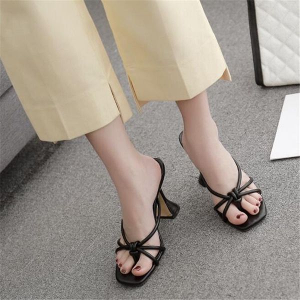 slippers aiykazysdl summer women slides thin heels high-heeled shoes lady casual cross-tied slipers jelly heeled luxury, Black
slippers aiykazysdl summer women slides thin heels high-heeled shoes lady casual cross-tied slipers jelly heeled luxury, Black