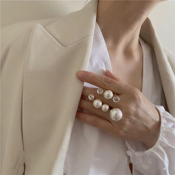 elegant retro oversize multi pearl rings for women lady shiny crystal rhinestone irregular charm ring korean wedding jewelry cluster, Golden;silver
elegant retro oversize multi pearl rings for women lady shiny crystal rhinestone irregular charm ring korean wedding jewelry cluster, Golden;silver