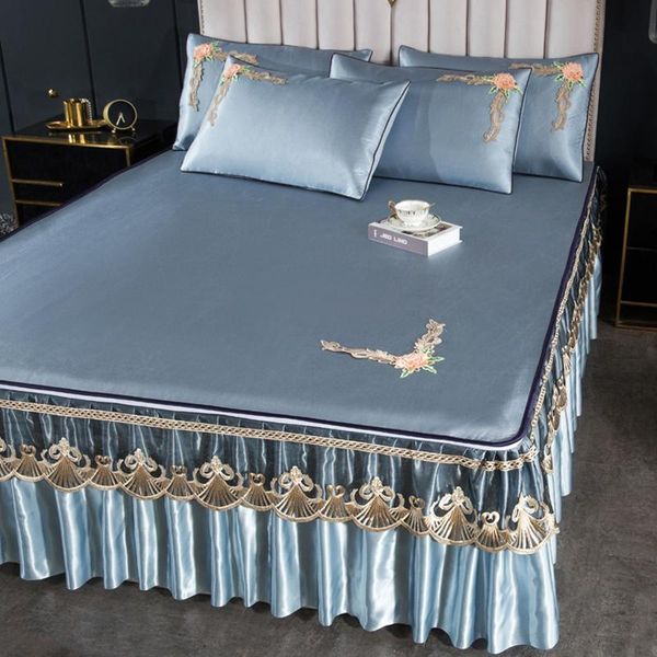 blankets pure color bed skirt ice silk three-piece set of summer sleeping mat removable lace edge machine washable 1.8m air blanket
blankets pure color bed skirt ice silk three-piece set of summer sleeping mat removable lace edge machine washable 1.8m air blanket