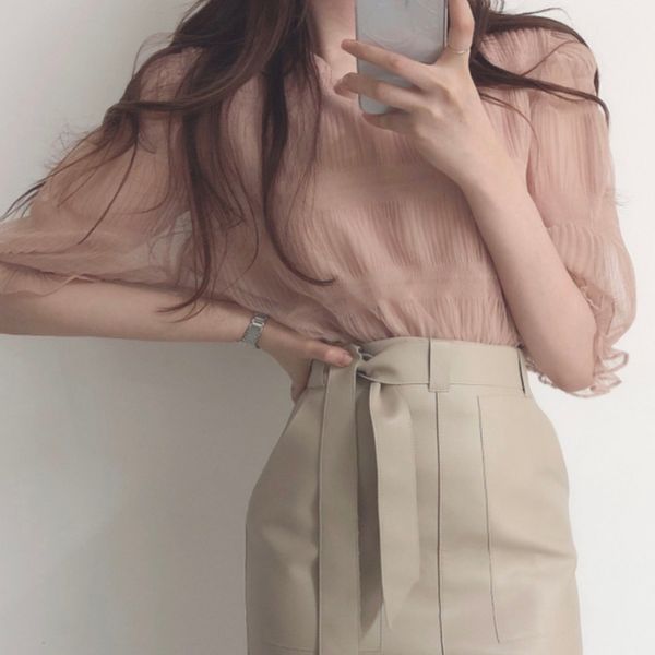 korean style blouse elegant french retro pleated blusas thin all-match chiffon short-sleeved shirt bottoming for women, White
korean style blouse elegant french retro pleated blusas thin all-match chiffon short-sleeved shirt bottoming for women, White