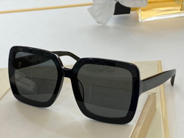 new 5668 mens sunglasses men sun glasses women sunglasses fashion style protects eyes gafas de sol lunettes de soleil with case, White;black
new 5668 mens sunglasses men sun glasses women sunglasses fashion style protects eyes gafas de sol lunettes de soleil with case, White;black