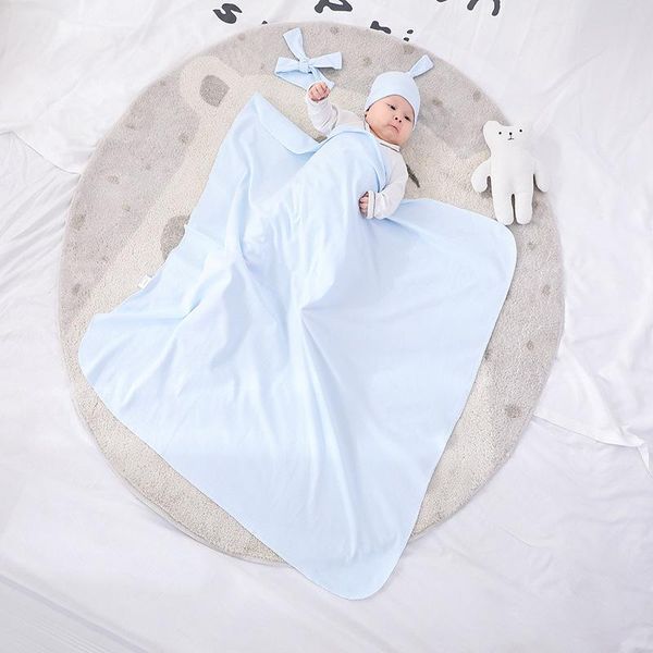 3pcs/set born clothes cap blanket with baby hair and infants cotton swaddling sleeping bag summer thin blankets
3pcs/set born clothes cap blanket with baby hair and infants cotton swaddling sleeping bag summer thin blankets