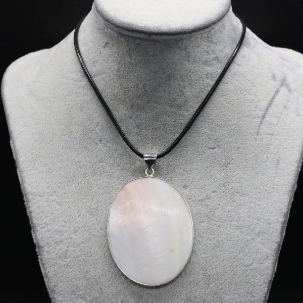 pendant necklaces charm 100% natural simple egg-shaped abalone shell necklace men women daily banquet wear exquisite holiday gifts 1pc, Silver
pendant necklaces charm 100% natural simple egg-shaped abalone shell necklace men women daily banquet wear exquisite holiday gifts 1pc, Silver