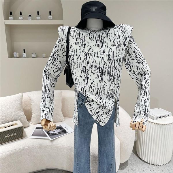 women's spring summer 2021 fashion design sense split round neck bottoming shirt inked printed t-shirt, White
women's spring summer 2021 fashion design sense split round neck bottoming shirt inked printed t-shirt, White