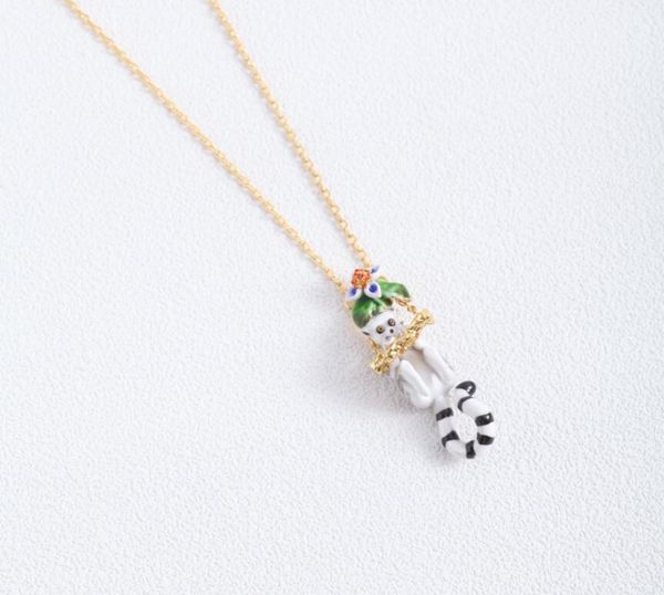 pendant necklaces fashion jewelry enamel glazed lemur flower necklace women's gift 2021, Silver
pendant necklaces fashion jewelry enamel glazed lemur flower necklace women's gift 2021, Silver