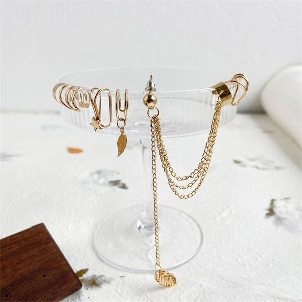 bohemian leaf chain ear cuff without piercing alloy earrings set for women wedding party jewelry gifts, Silver
bohemian leaf chain ear cuff without piercing alloy earrings set for women wedding party jewelry gifts, Silver