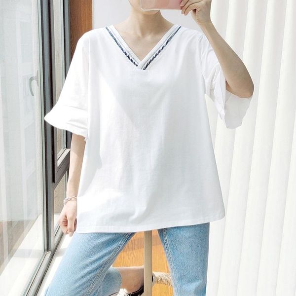 women's t-shirt summer women clothes oversized tees 2021 casual plus size simple half sleeve embroidery v neck camiseta mujer, White
women's t-shirt summer women clothes oversized tees 2021 casual plus size simple half sleeve embroidery v neck camiseta mujer, White