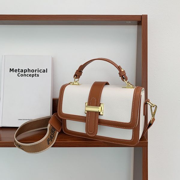 designer handbags women's 2021 new fashion 100 da single shoulder messenger bag foreign style portable small square bag
designer handbags women's 2021 new fashion 100 da single shoulder messenger bag foreign style portable small square bag