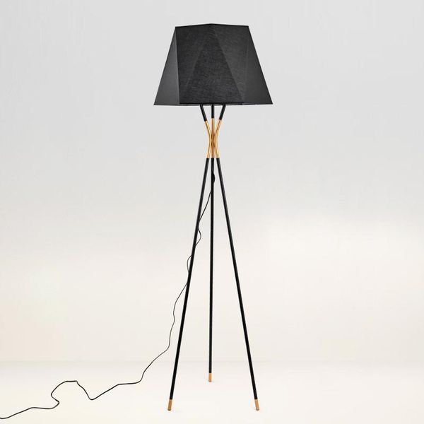 simple black geometric floor lamp modern living room bedroom model three-leg decorative lamps
simple black geometric floor lamp modern living room bedroom model three-leg decorative lamps