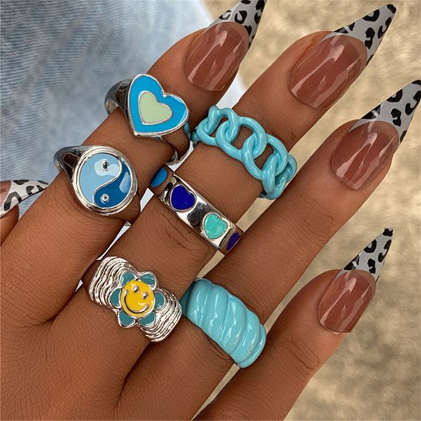 vintage 6pcs blauw omhelzing handen ringen set voor vrouwen metalen verf coating creatieve ins stijl liefde hart ring mode sieraden, Slivery;golden
vintage 6pcs blauw omhelzing handen ringen set voor vrouwen metalen verf coating creatieve ins stijl liefde hart ring mode sieraden, Slivery;golden