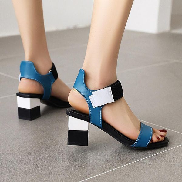 plus size 42 43 women shoes 2021 summer fashion open toe block high heels party modern mixed colors hook loop sandals black
plus size 42 43 women shoes 2021 summer fashion open toe block high heels party modern mixed colors hook loop sandals black