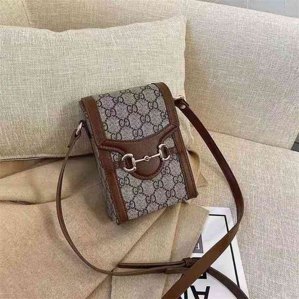 75% off handbag factory store on super fire mini red mobile phone women's messenger
75% off handbag factory store on super fire mini red mobile phone women's messenger