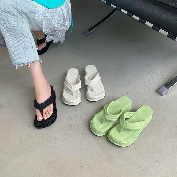 slippers 2021 summer style korean british set toe with a slope heel thick bottom outer wear muller sandals and, Black
slippers 2021 summer style korean british set toe with a slope heel thick bottom outer wear muller sandals and, Black