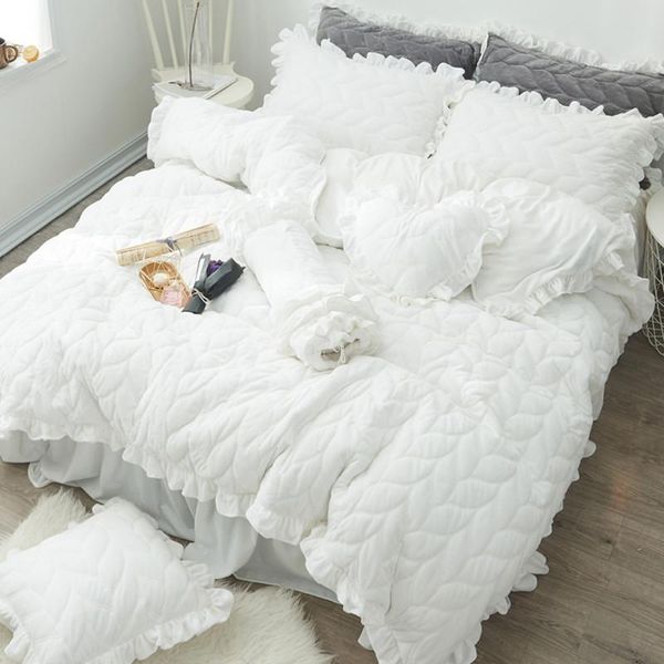 bedding sets winter four piece set coral velvet bed skirt flannel pure white princess feng shui crystal for home
bedding sets winter four piece set coral velvet bed skirt flannel pure white princess feng shui crystal for home
