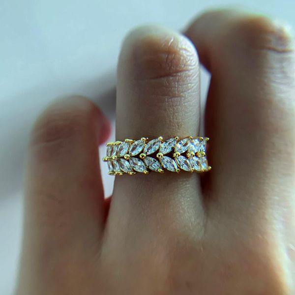 wedding rings luxury female white leaf crystal ring gold silver color engagement vintage bride zircon for women, Slivery;golden
wedding rings luxury female white leaf crystal ring gold silver color engagement vintage bride zircon for women, Slivery;golden