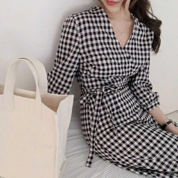 casual dresses plaid party loose dress women elegant v neck autumn winter woman 2021 a-line long sleeve vintage korean style, Black;gray
casual dresses plaid party loose dress women elegant v neck autumn winter woman 2021 a-line long sleeve vintage korean style, Black;gray