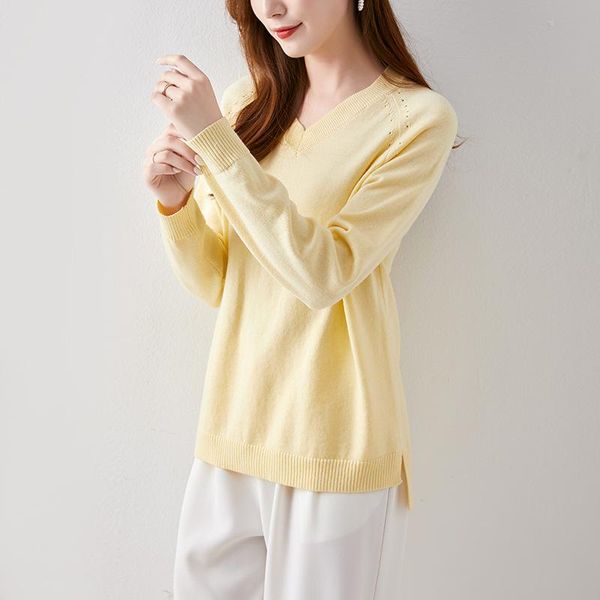 women's sweaters 2021 autumn spring elegant women sweater lazy style soild fashion v neck casual long sleeve female pullovers kintted s, White;black
women's sweaters 2021 autumn spring elegant women sweater lazy style soild fashion v neck casual long sleeve female pullovers kintted s, White;black