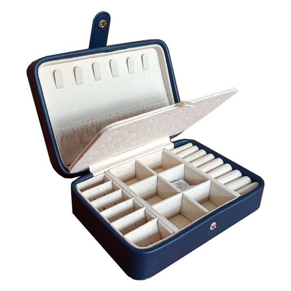 jewelry pouches, bags 2021 leather portable box double simple earrings ring casket can hold 68, Pink;blue
jewelry pouches, bags 2021 leather portable box double simple earrings ring casket can hold 68, Pink;blue