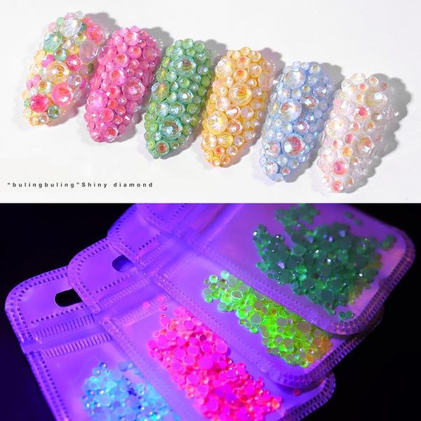 1pack luminous crystal mixed size nail art rhinestone glitter jewelly glow in the dark ornaments 3d decorations1, Silver;gold
1pack luminous crystal mixed size nail art rhinestone glitter jewelly glow in the dark ornaments 3d decorations1, Silver;gold