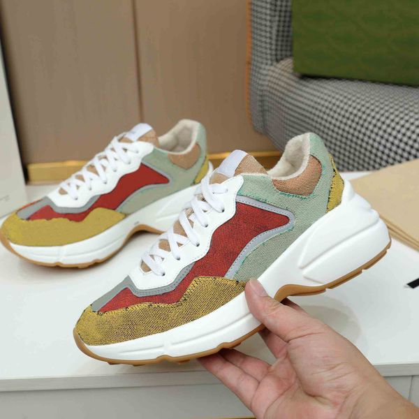 2021 lady thick soled casual shoe leather sneaker letters lace up platform leisure women shoes fashion flat canvas with fullpackage size 35-, Black
2021 lady thick soled casual shoe leather sneaker letters lace up platform leisure women shoes fashion flat canvas with fullpackage size 35-, Black