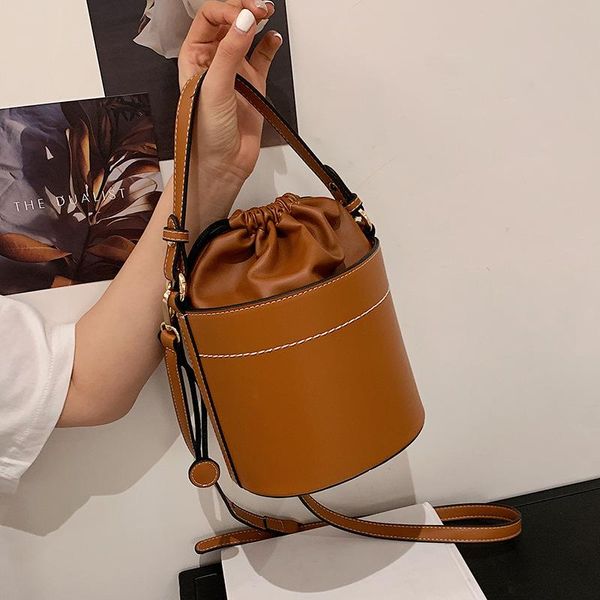evening bags summer bucket bag female 2021 trendy fashion ladies single shoulder brand designer texture messenger
evening bags summer bucket bag female 2021 trendy fashion ladies single shoulder brand designer texture messenger