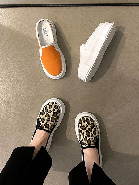 slippers casual flat shoes female slides lady platform med slipers women cover toe luxury girl 2021 sneaker summer pu fabric, Black
slippers casual flat shoes female slides lady platform med slipers women cover toe luxury girl 2021 sneaker summer pu fabric, Black