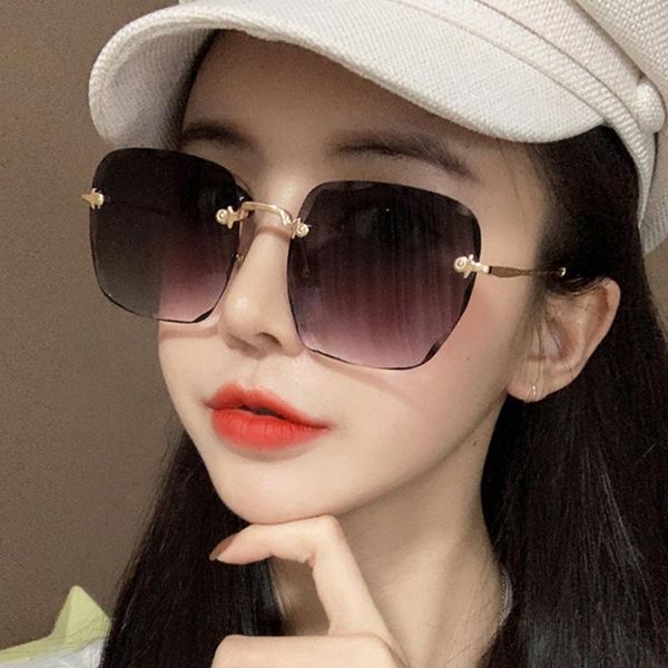 sunglasses 2021 fashion rimless women vintage square oversized sun glasses steampunk sunshades lunettes uv400 oculos, White;black
sunglasses 2021 fashion rimless women vintage square oversized sun glasses steampunk sunshades lunettes uv400 oculos, White;black