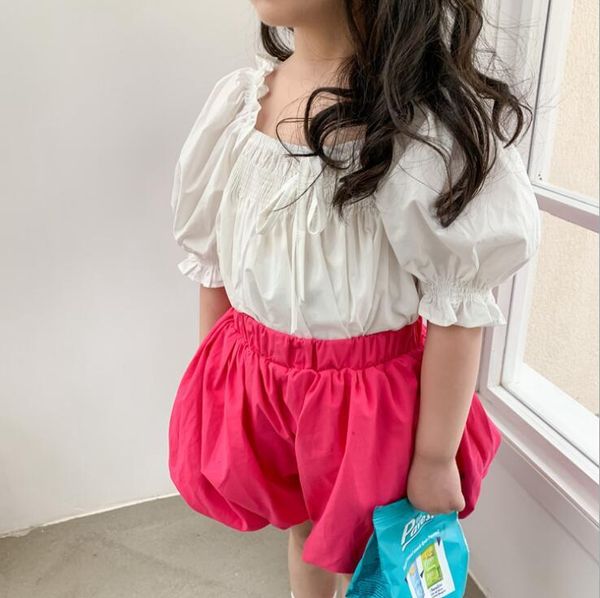 clothing sets retail 2021 baby girls summer fashion sets, white rose shorts 2-6t 
clothing sets retail 2021 baby girls summer fashion sets, white rose shorts 2-6t